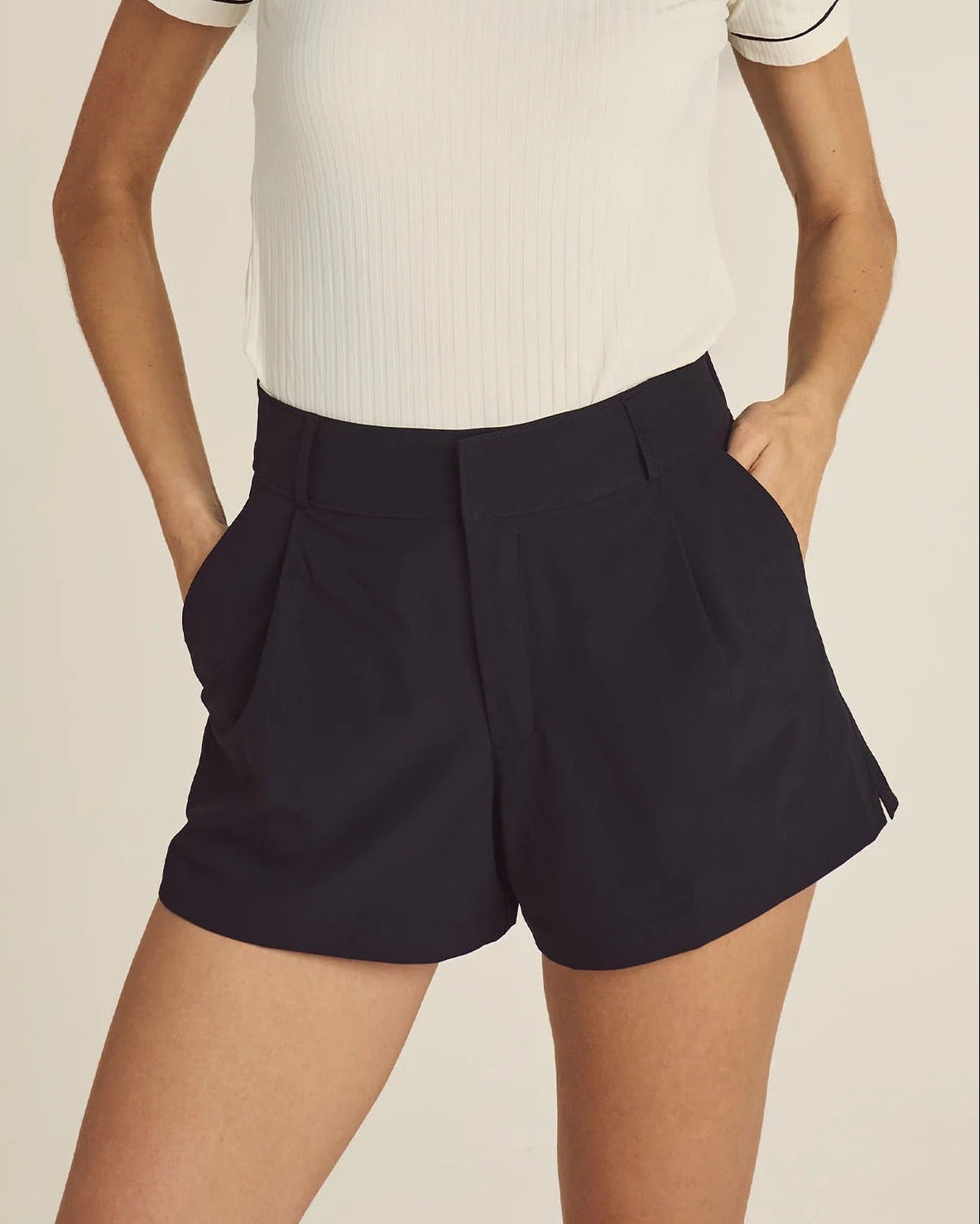 Solene Short
